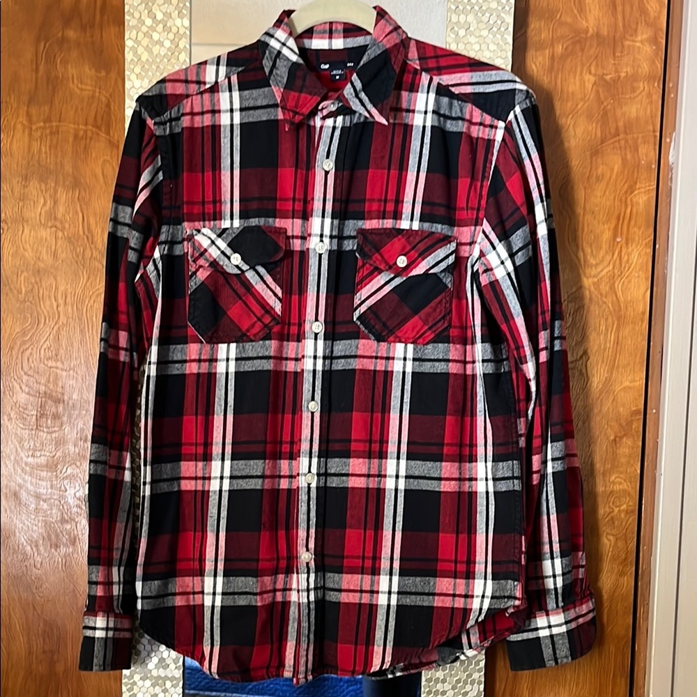 Red and Black Plaid Men's flannel Shirt